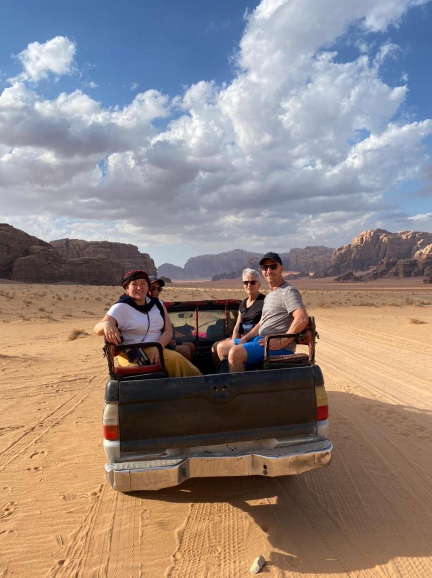 Calm Camp Bed & Breakfast Wadi Rum Exterior photo