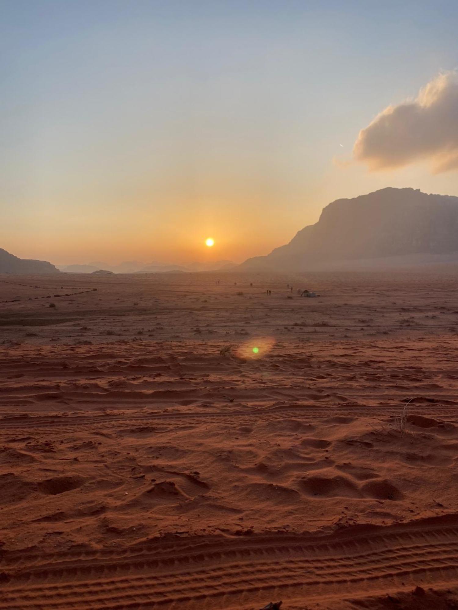 Calm Camp Bed & Breakfast Wadi Rum Exterior photo