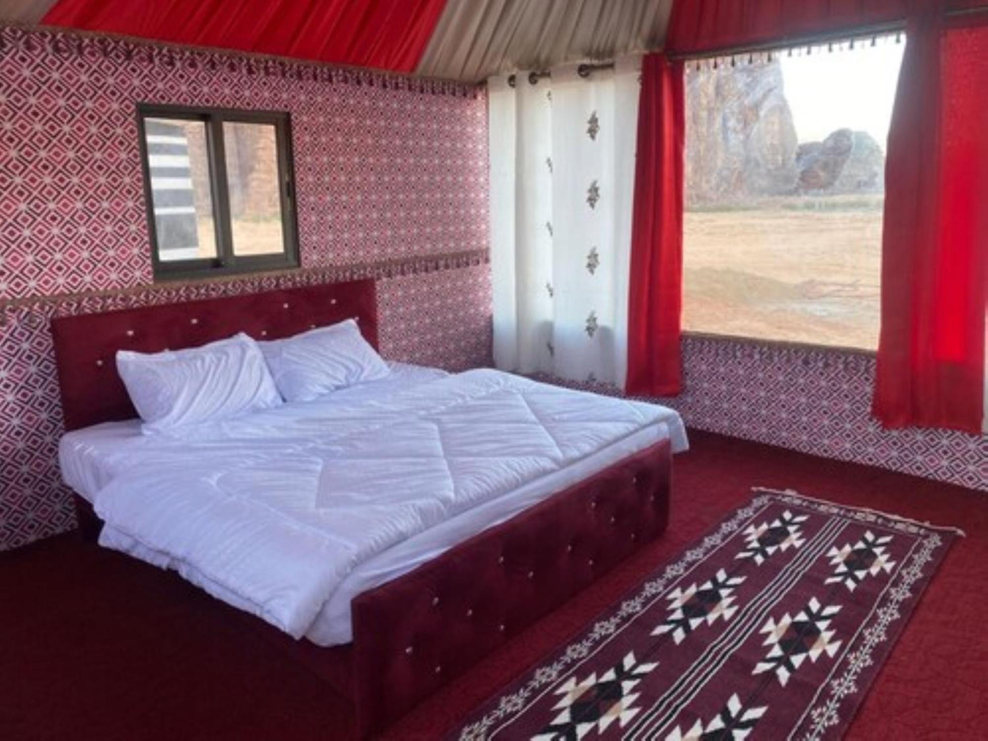 Calm Camp Bed & Breakfast Wadi Rum Exterior photo